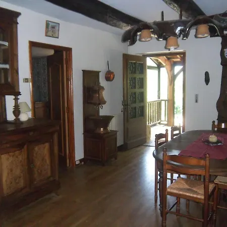 Holiday home De Caractere Et De Charme